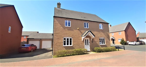 Fallows Crescent, Bedford Image