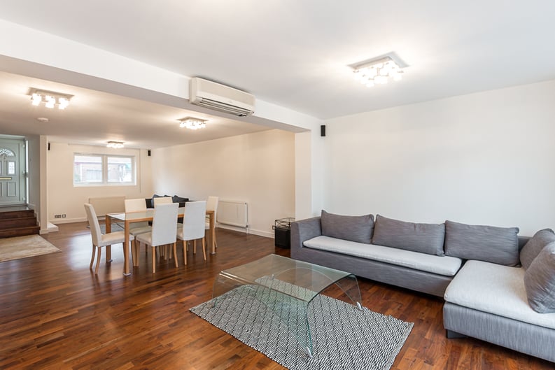 3 bedroom(s) house to sale in Avenue Road, St. John's Wood, London-image 10