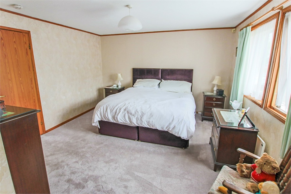 Fermandy Lane, Crawley, West Sussex