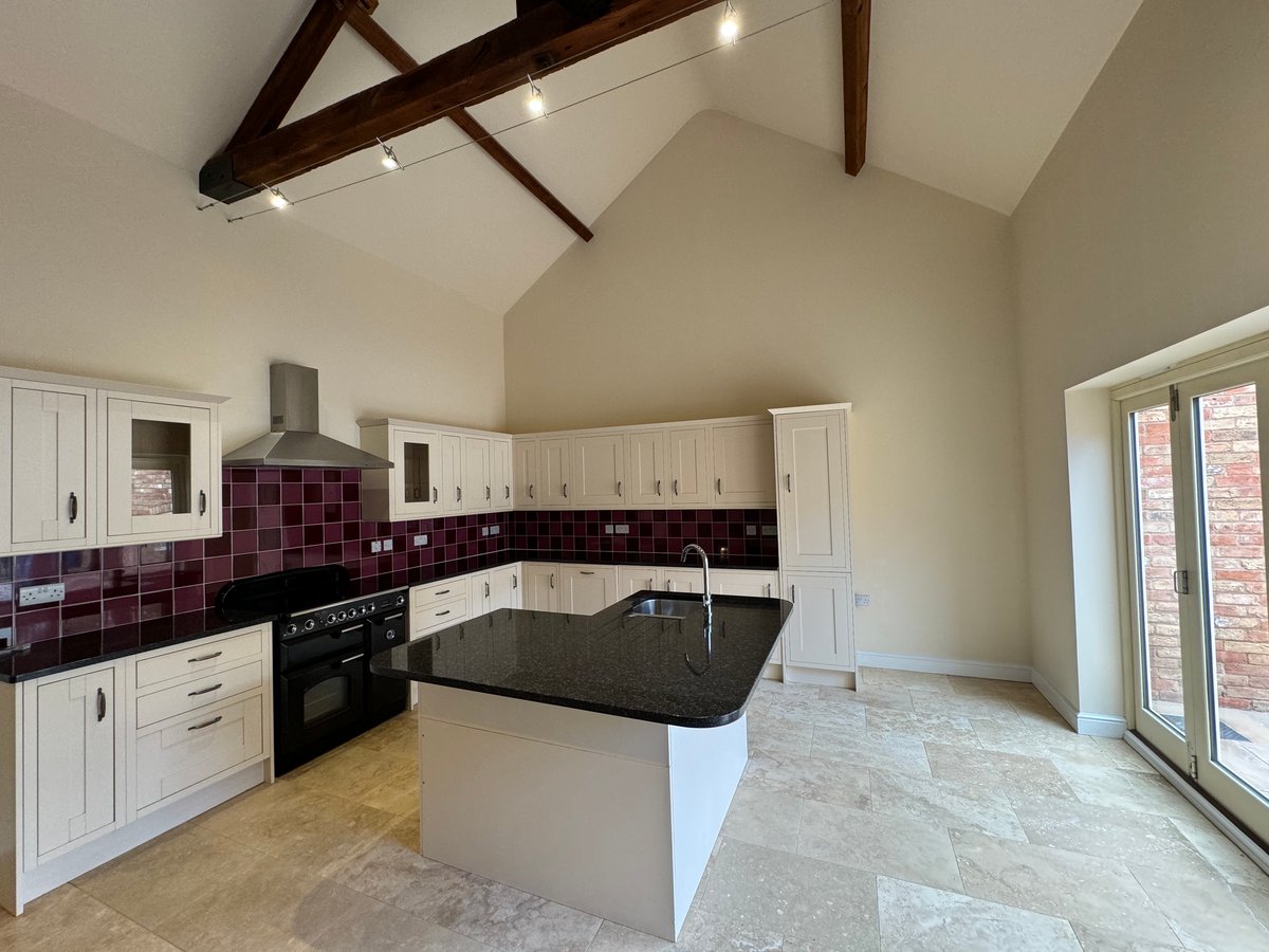 Mayflower, Freemans Lane, Retford, DN22 9HN