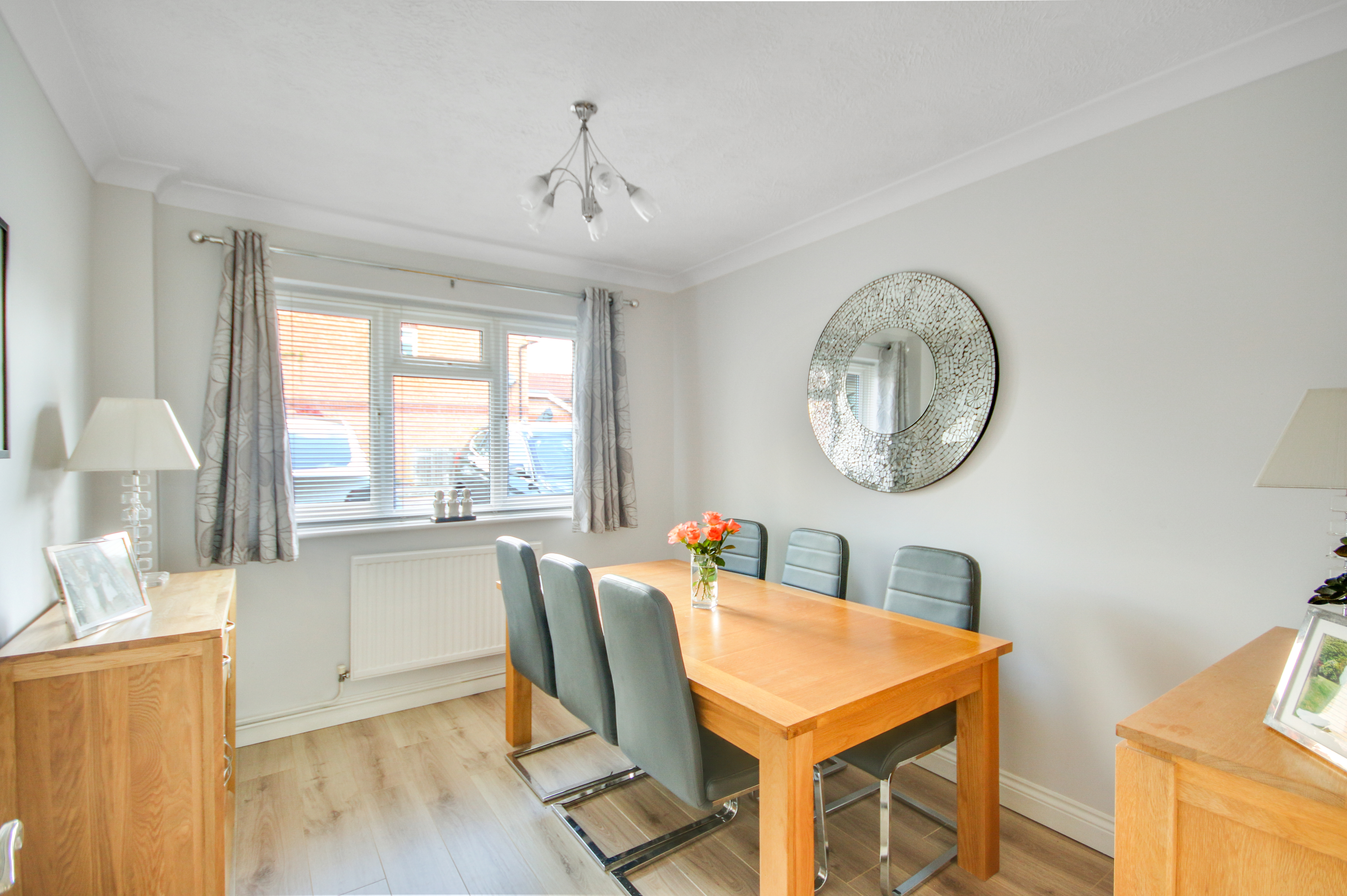 Dexter Drive, East Grinstead