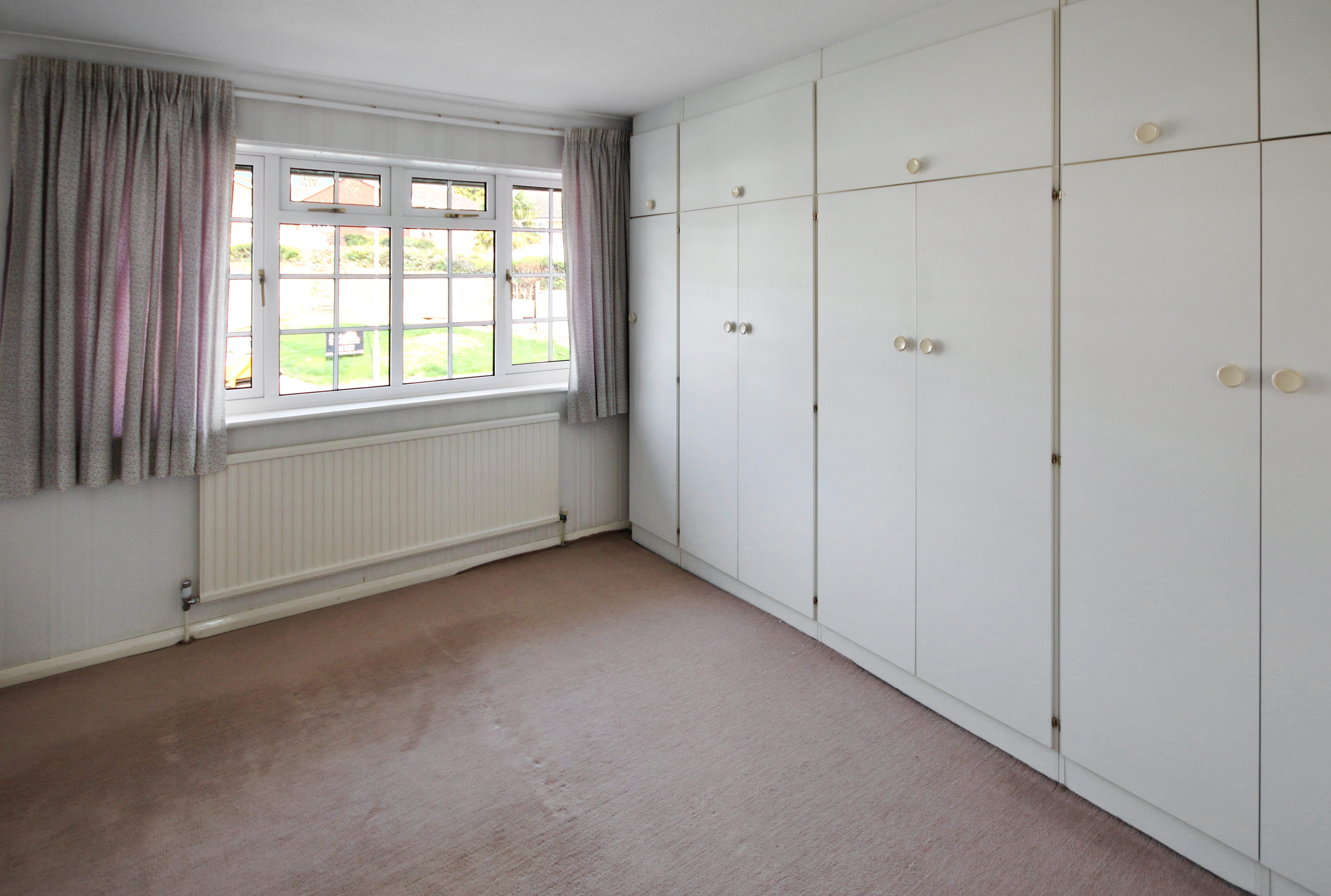 Pine Way Close, East Grinstead, West Sussex