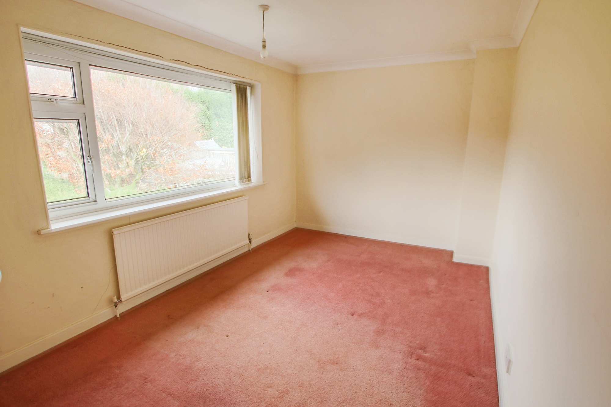 6 Austen Close, East Grinstead
