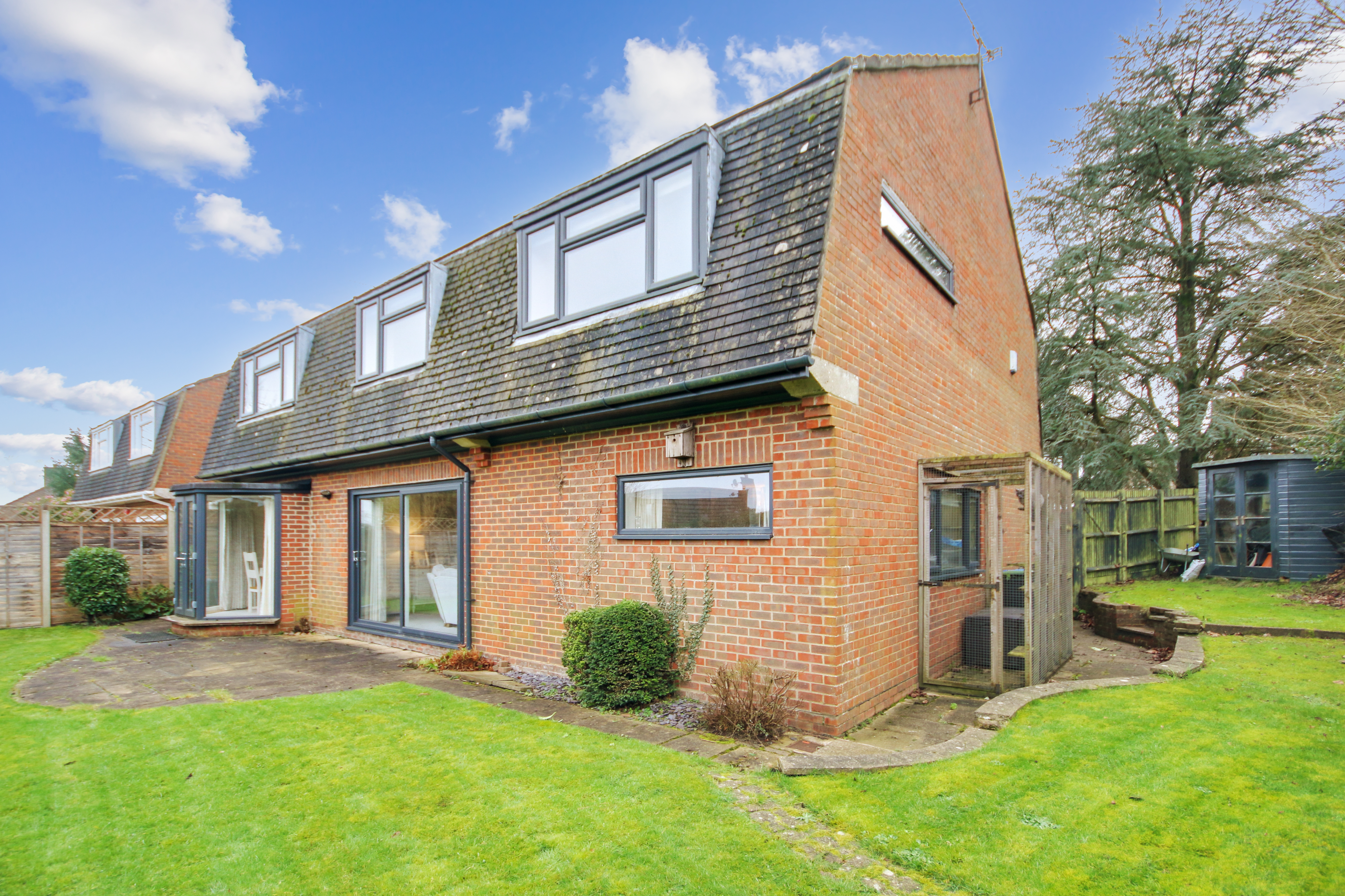 Hill House Close, Turners Hill, West Sussex