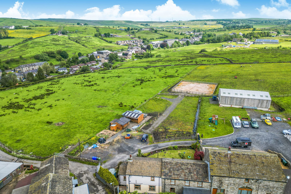 North Farm with Land, Hargreaves Fold Lane, Rossendale, BB4 9RU