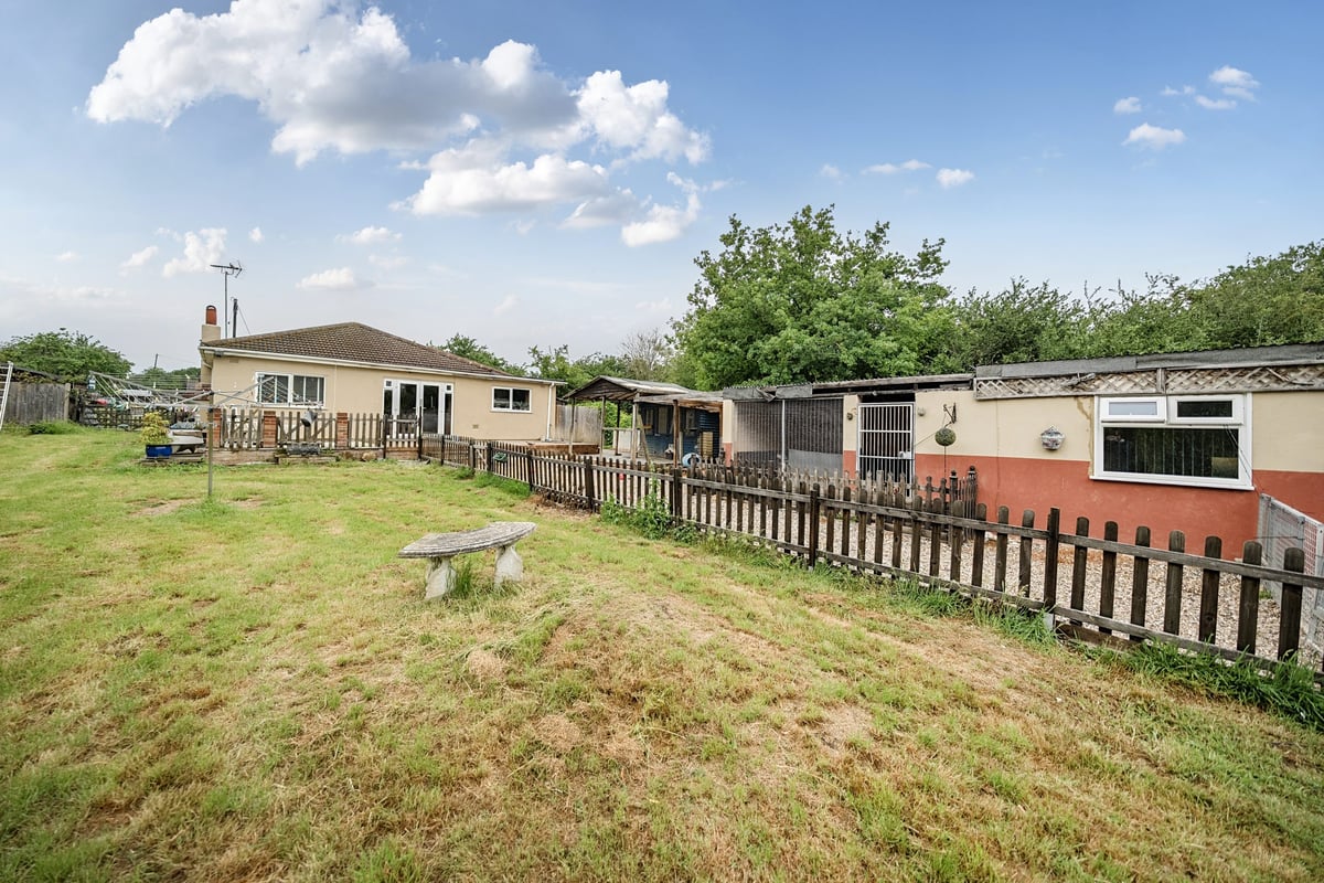 The Laurels, Castledon Road, Billericay, CM11 1LP