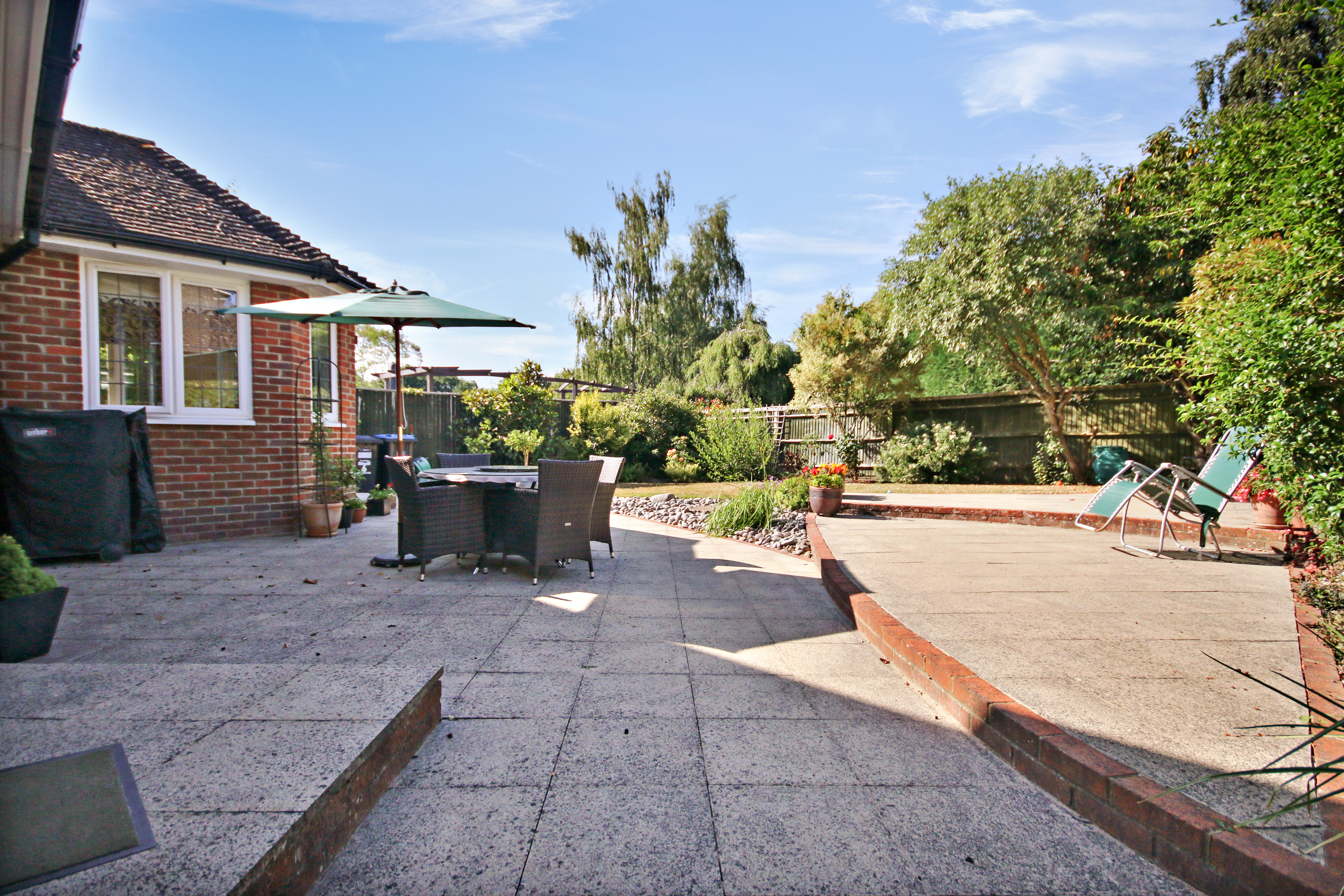 Hedgecourt Place, Felbridge, Surrey