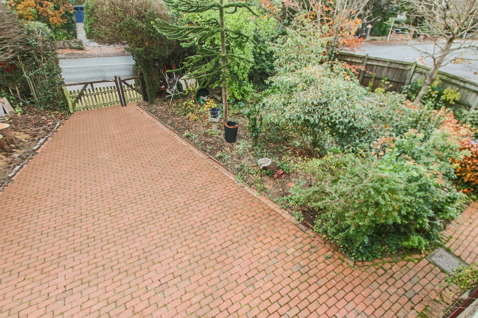 Lingfield Road, East Grinstead, West Sussex