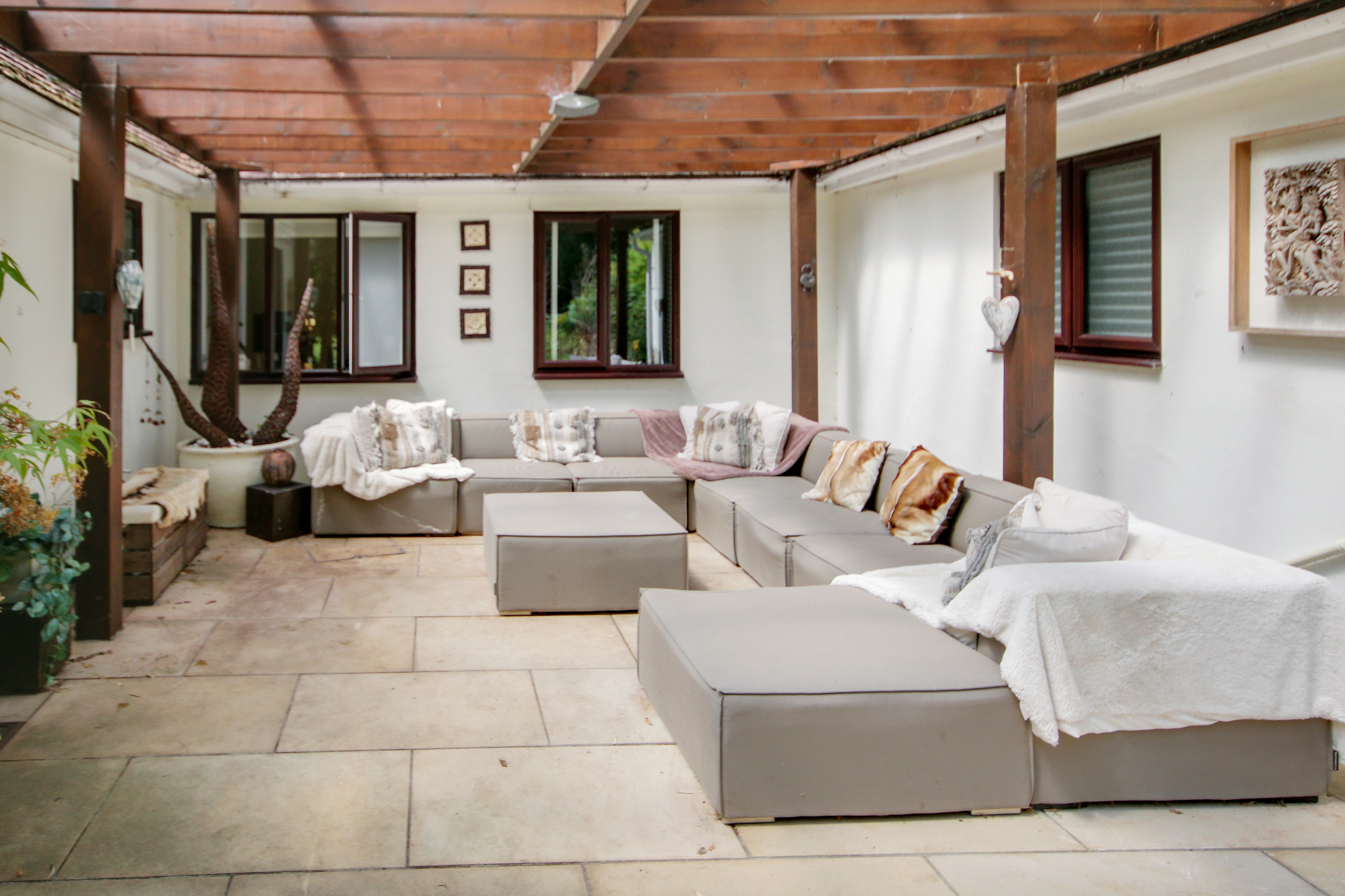 Heatherlands, Felcot Road