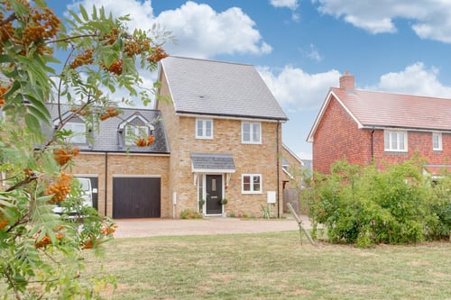 For Sale Clover Crescent, Hellingly