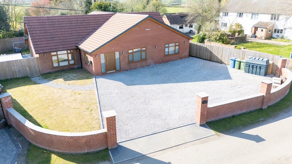 Lyndale, Church Lane, Retford, DN22 8EB