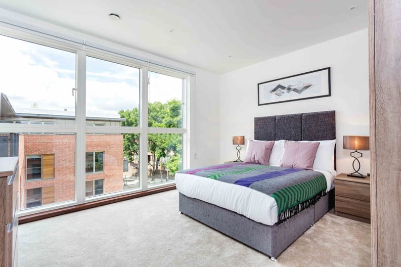 2 bedroom(s) apartment to sale in Maygrove Road, West Hampstead, London-image 4