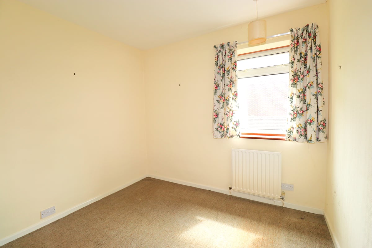 Revelstoke Avenue, Farnborough, GU14 8NQ