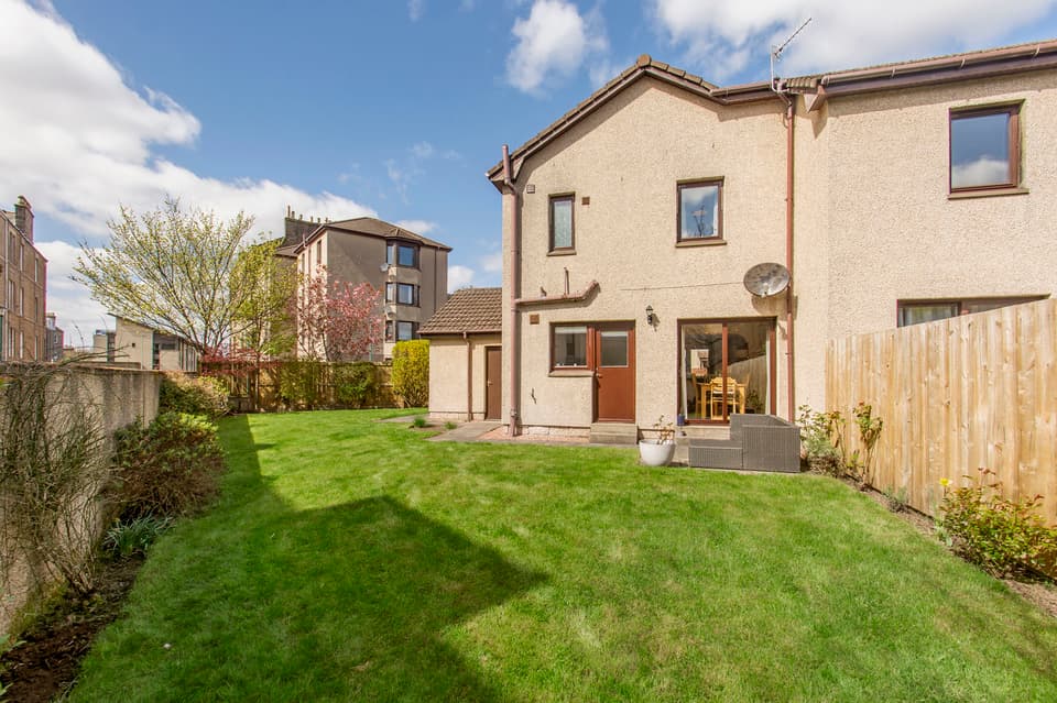 House for sale in Dundee 7 Gowrie Street, Dundee Thorntons Property