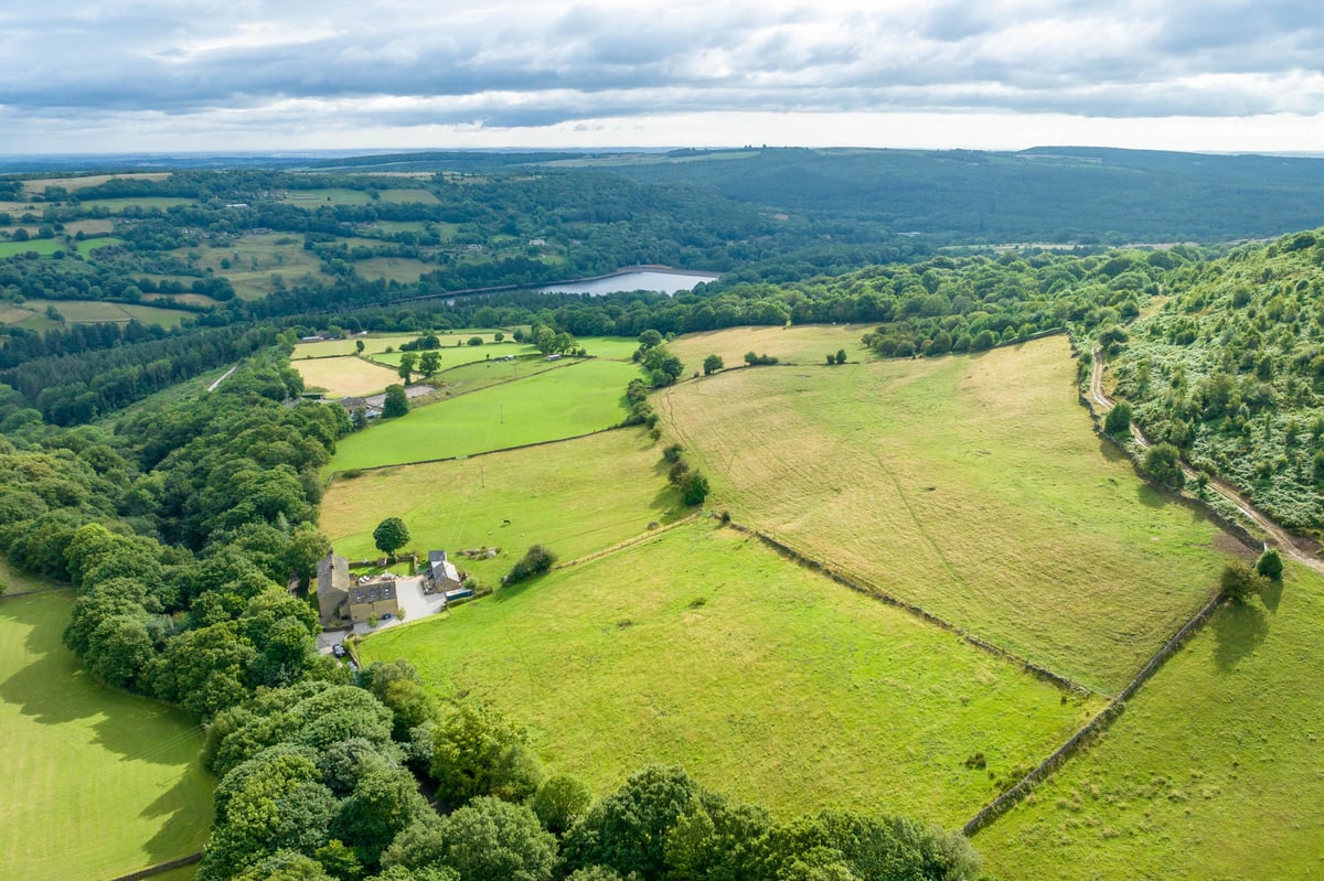 Snell House Farm, Bank Side, Sheffield, S35 0DA