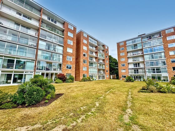 Poole Road, Bournemouth, BH4