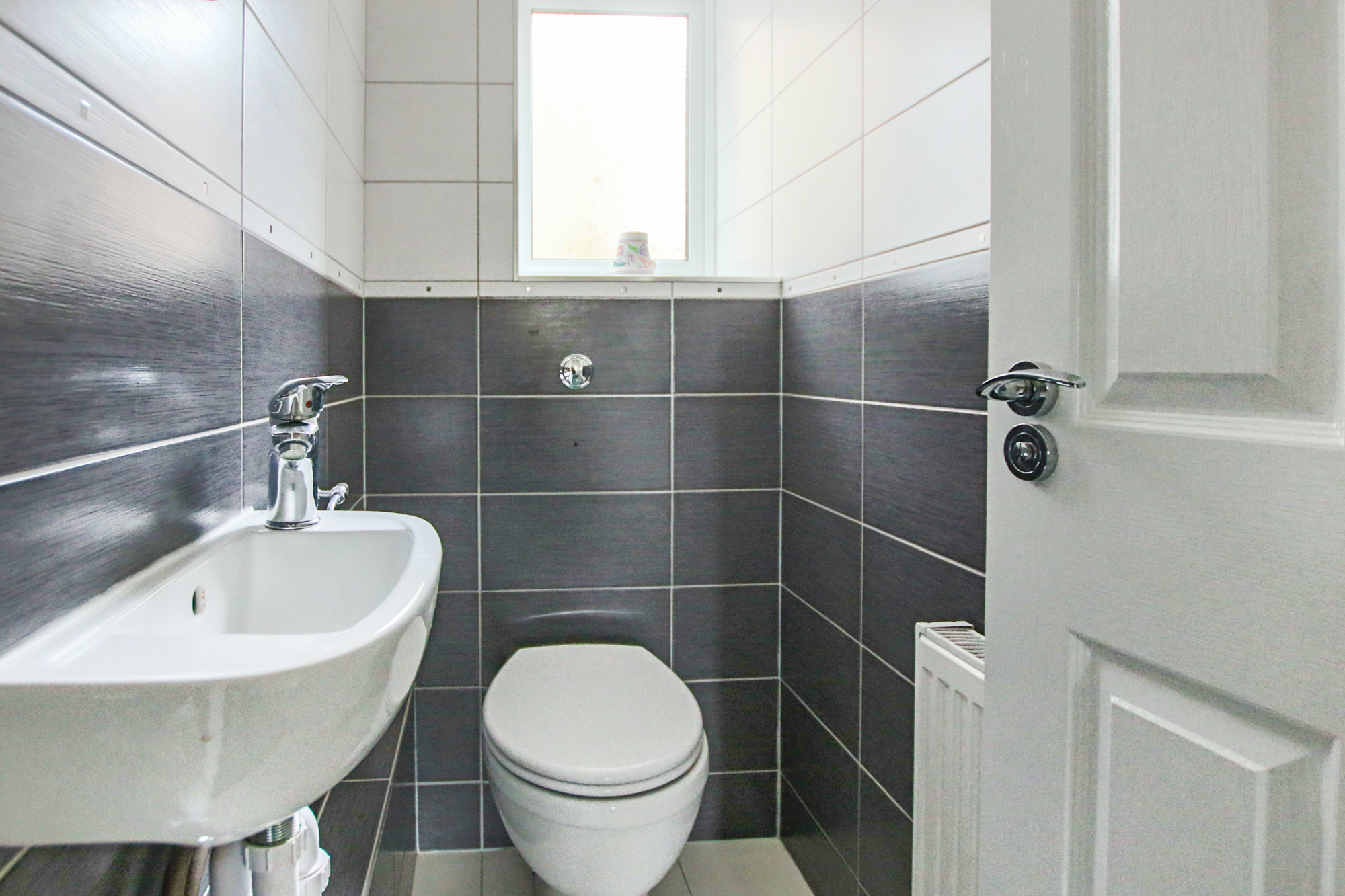 Fulmar Drive, East Grinstead, West Sussex