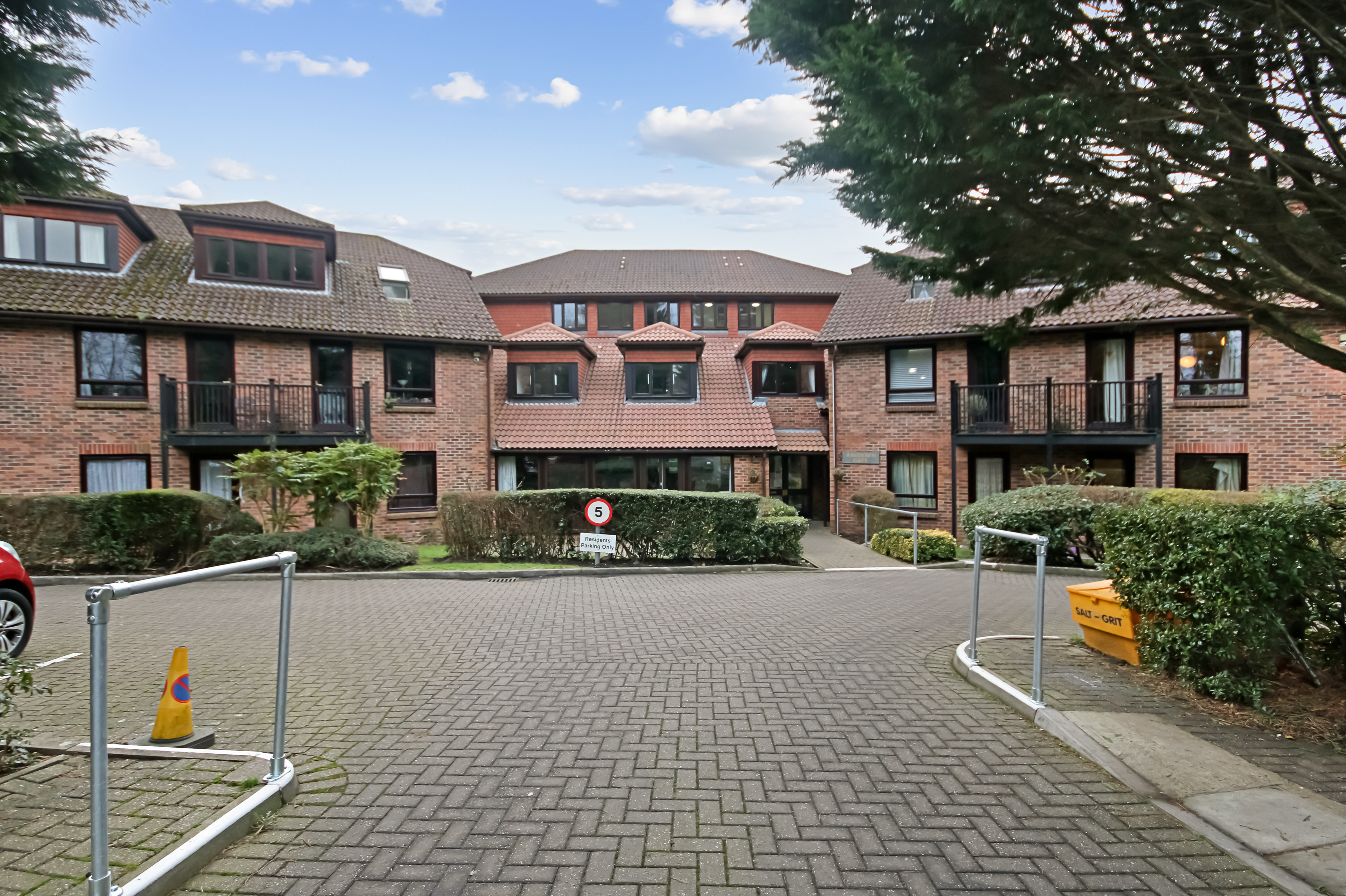 Ashdown Gate, East Grinstead, West Sussex