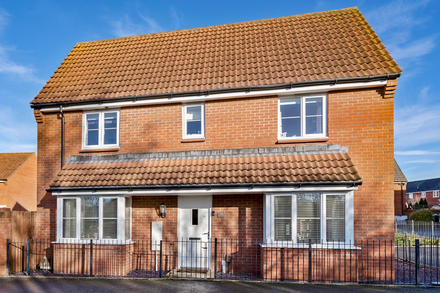 Tawny Close, Bishops Cleeve, Cheltenham