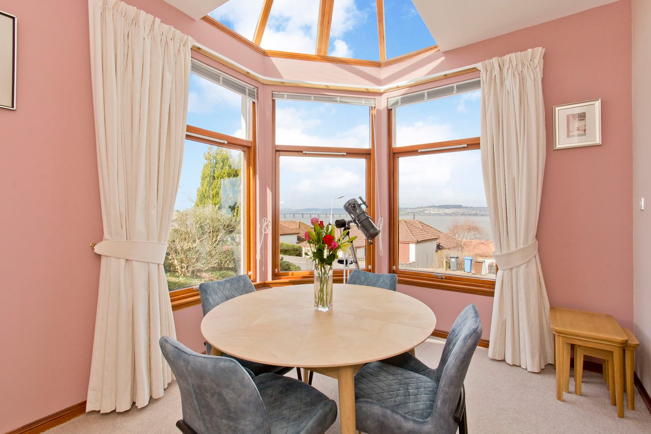 Detached House for sale in NewportonTay 12 West Park Road, Newport