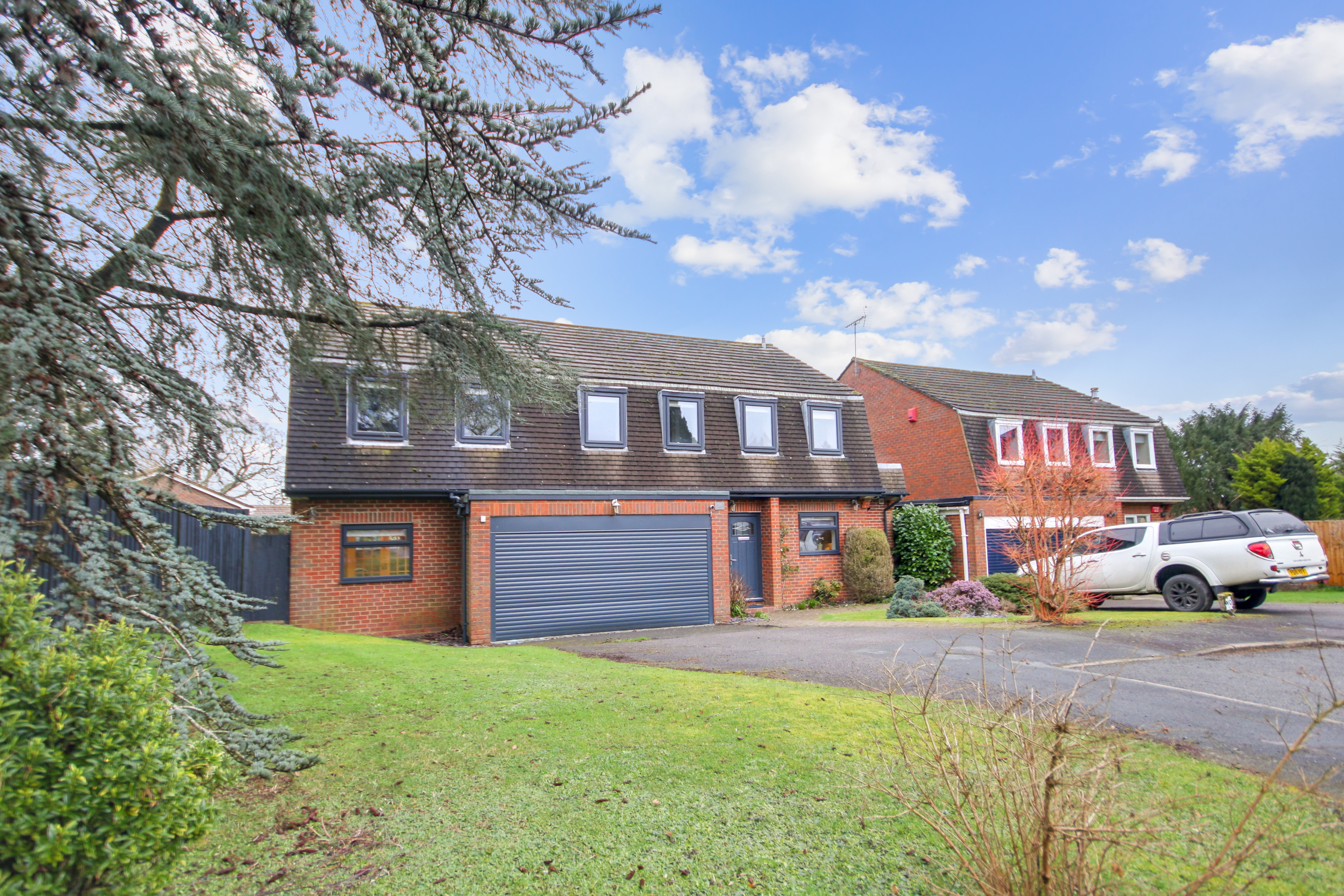 Hill House Close, Turners Hill, West Sussex