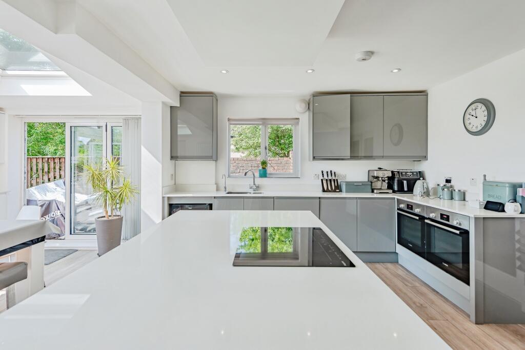 Clarence Drive, East Grinstead, West Sussex