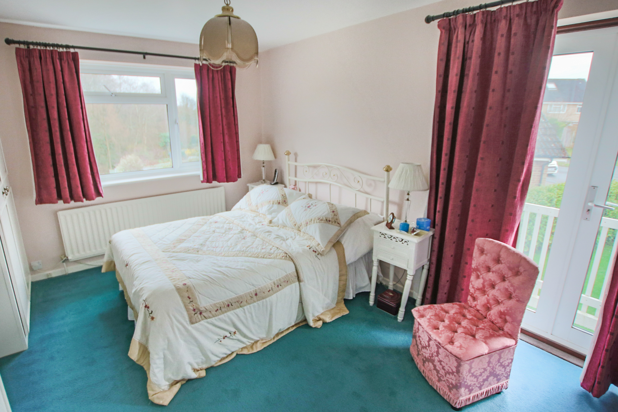 Fulmar Drive, East Grinstead, West Sussex