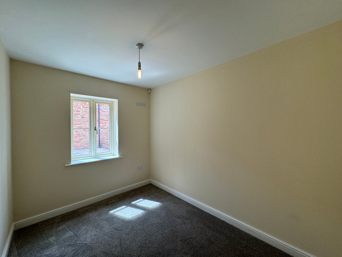 Mayflower, Freemans Lane, Retford, DN22 9HN