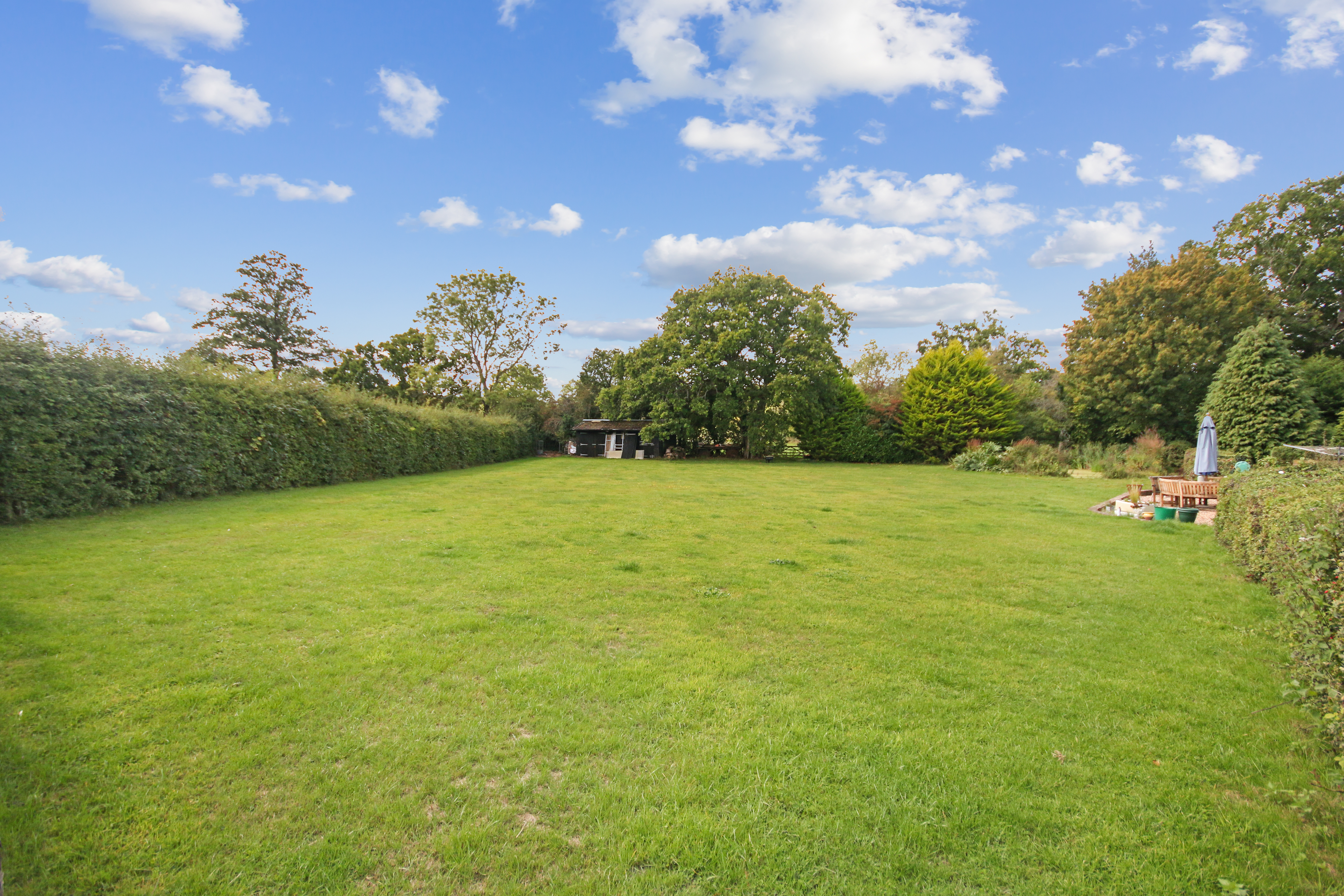 Glen Cottage, Bones Lane, Newchapel