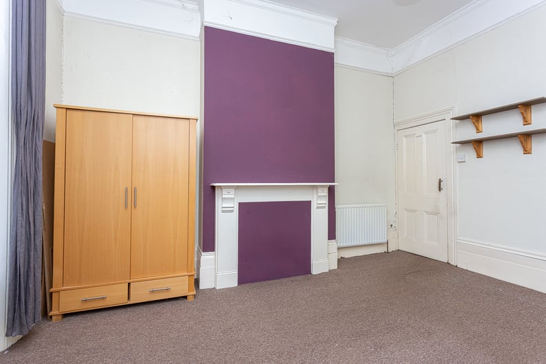 3 bedroom(s) apartment to sale in The Avenue, Brondesbury Park, London-image 15