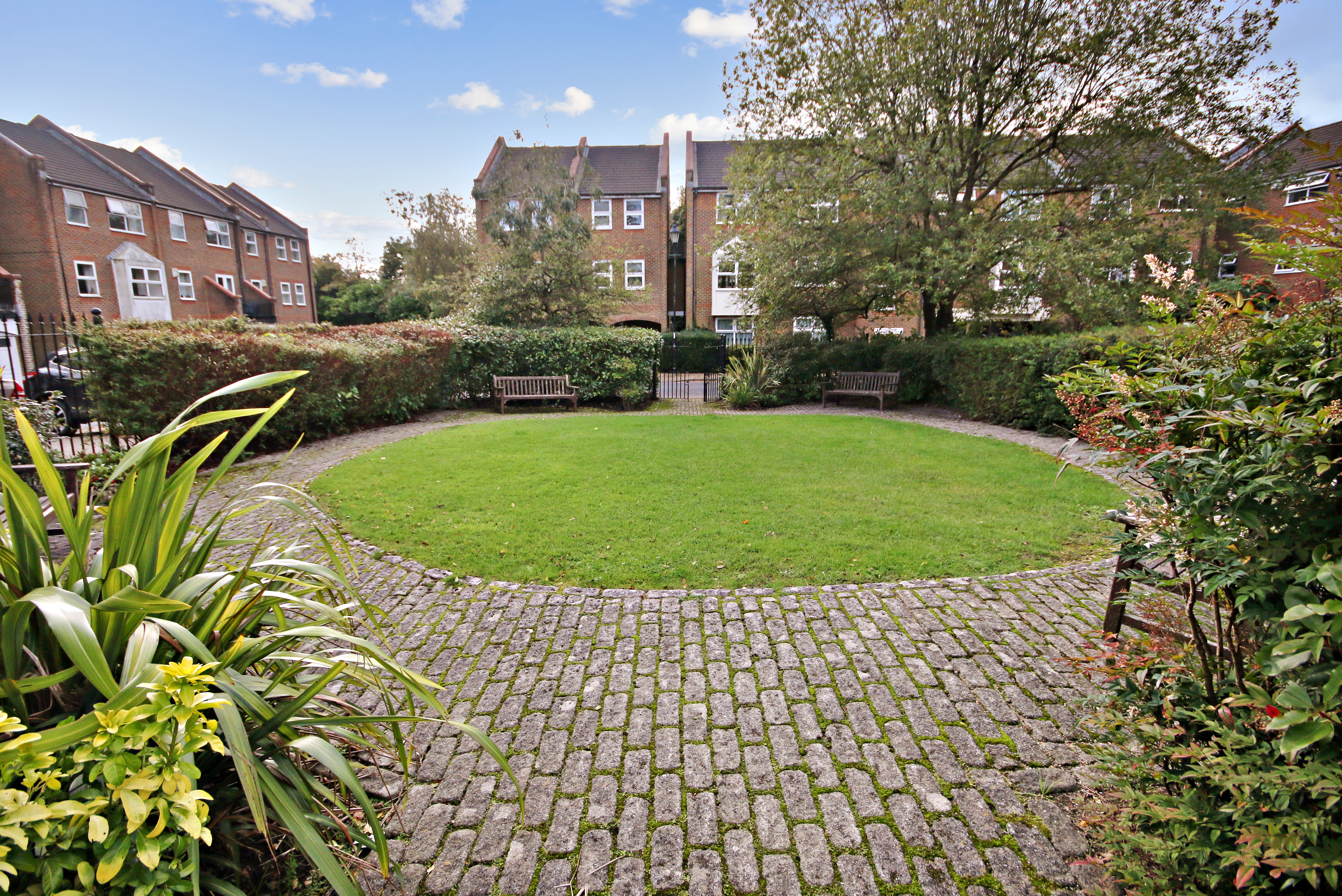 Manning Close, East Grinstead, West Sussex