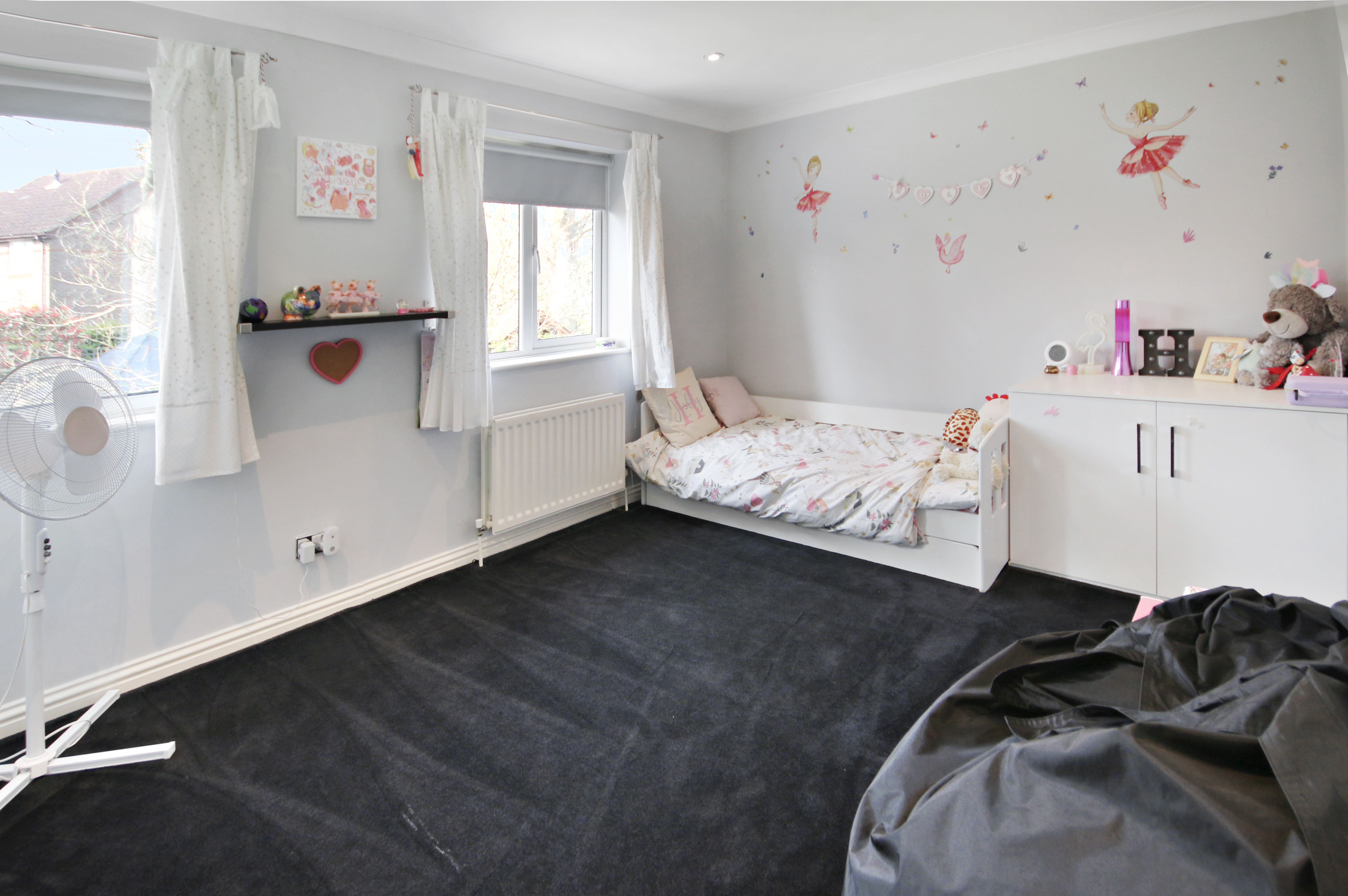 Lincolns Mead, Lingfield, Surrey