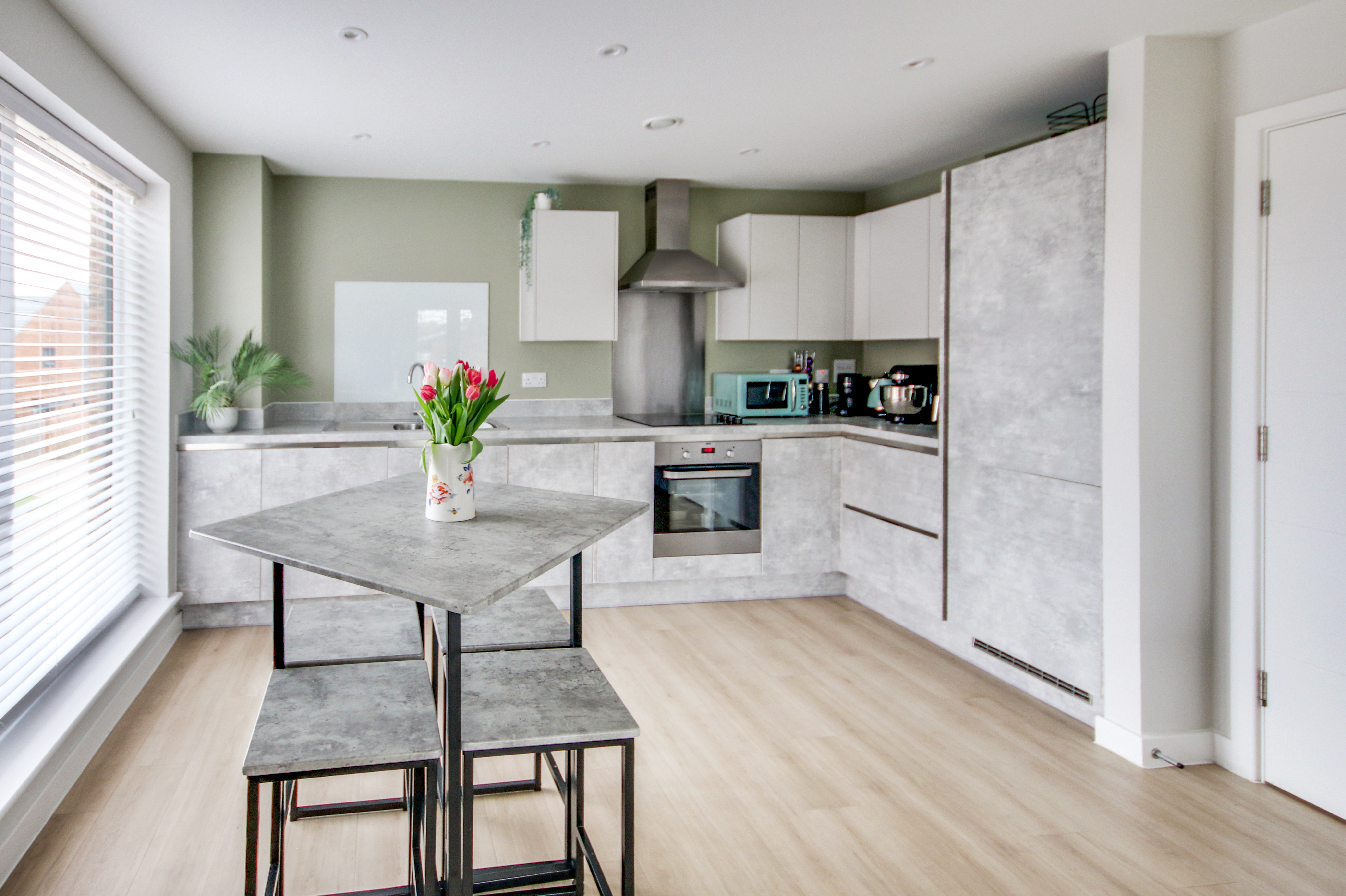 Cheerio Lane, Pease Pottage, West Sussex