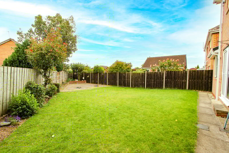 4 bedroom detached house for sale, Brodsworth Way, Rossington