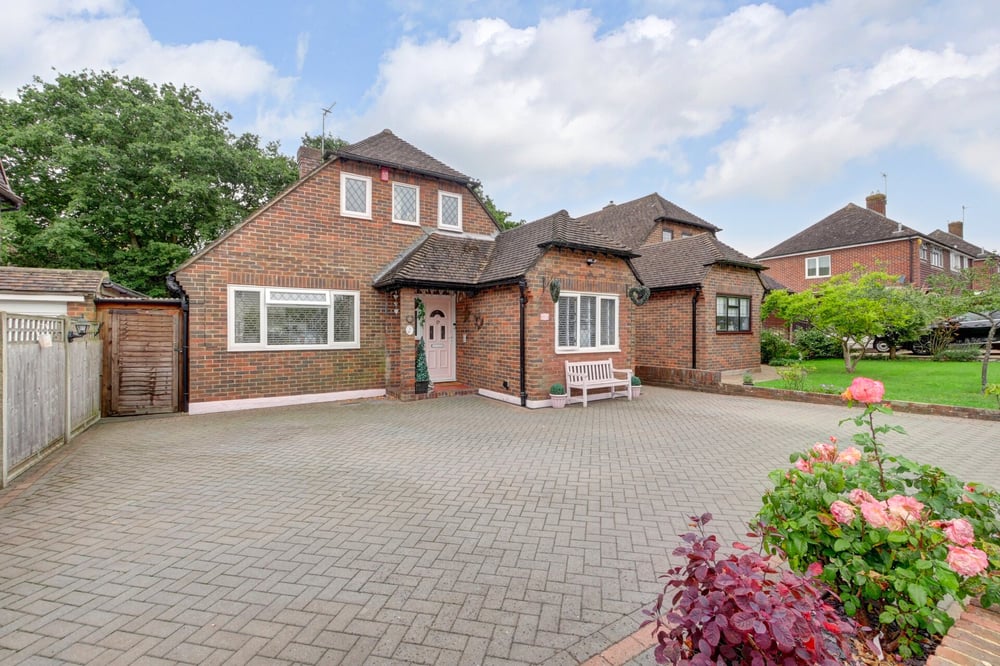 Property Details for Lansdowne Way Hailsham East Sussex BN27 1LX