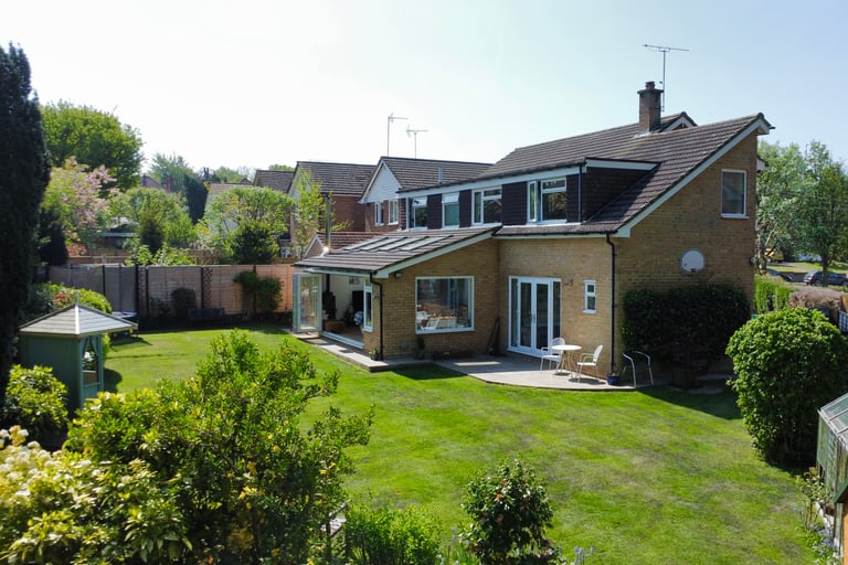 CAMBERLEY, £825,000
