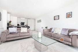 Castle Hill House | Thumbnail