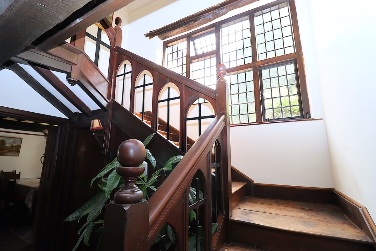 Farnborough Road, Farnborough, GU14 7JL