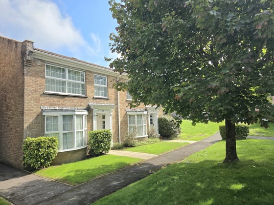 Wedgwood Drive, Whitecliff, BH14