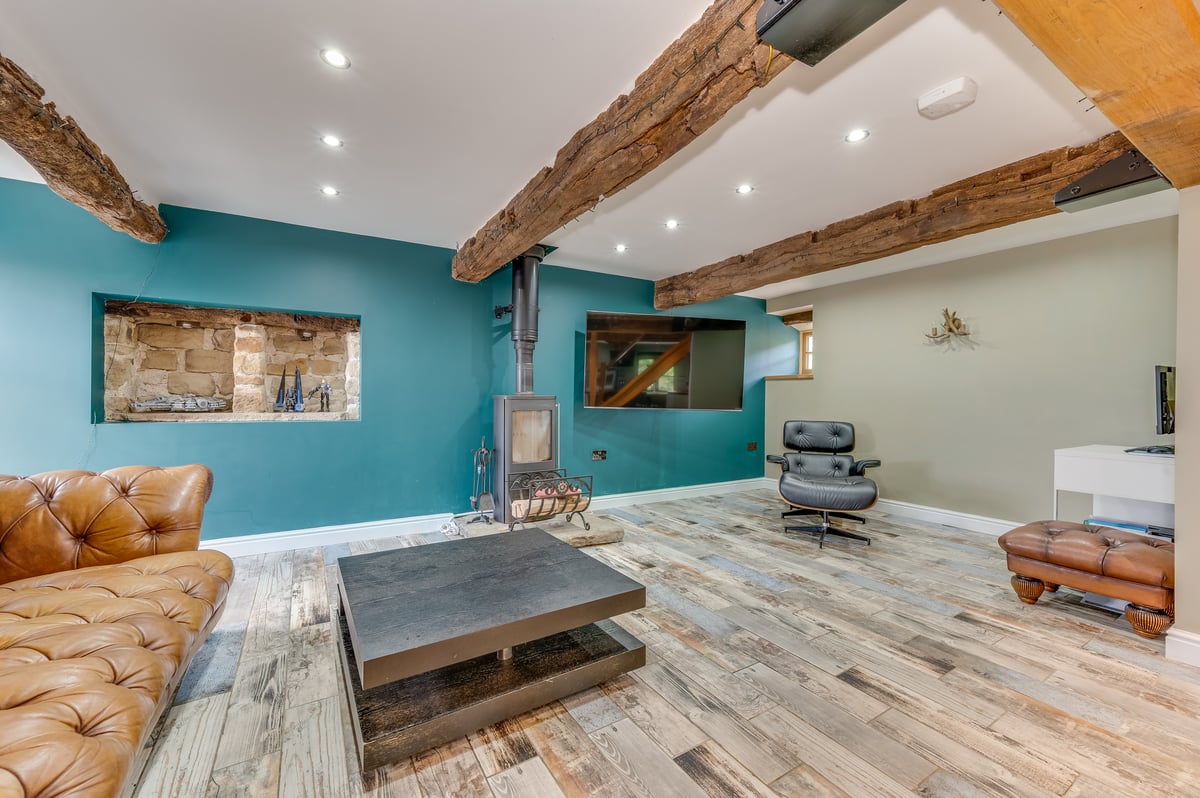 Snell House Farm, Bank Side, Sheffield, S35 0DA