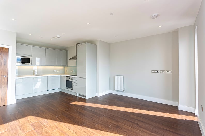 1 bedroom(s) apartment to sale in Silvocea Way, Canning Town, London-image 7