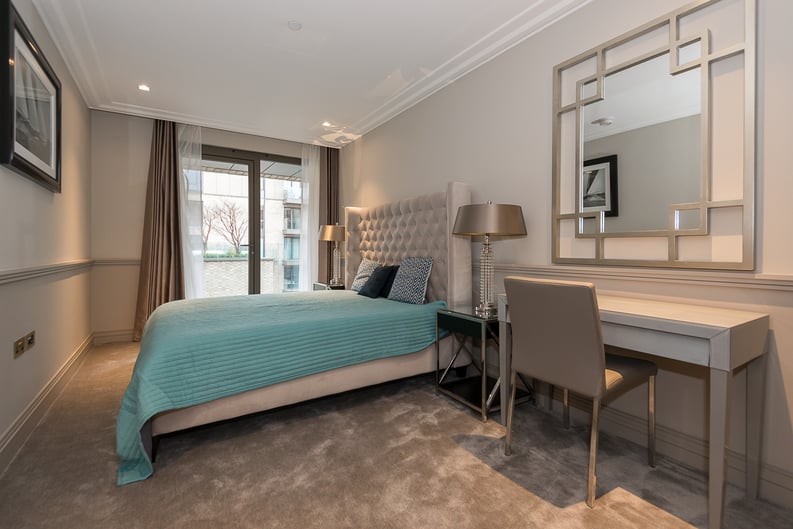2 bedroom(s) apartment to sale in Queens Wharf, Crisp Road , Hammersmith-image 6