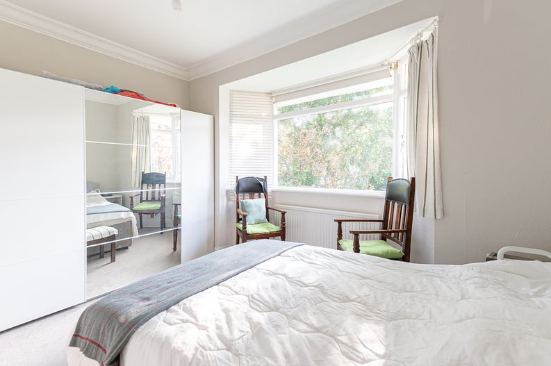 2 bedroom(s) apartment to sale in Cholmeley Park, Highgate Village, London-image 14