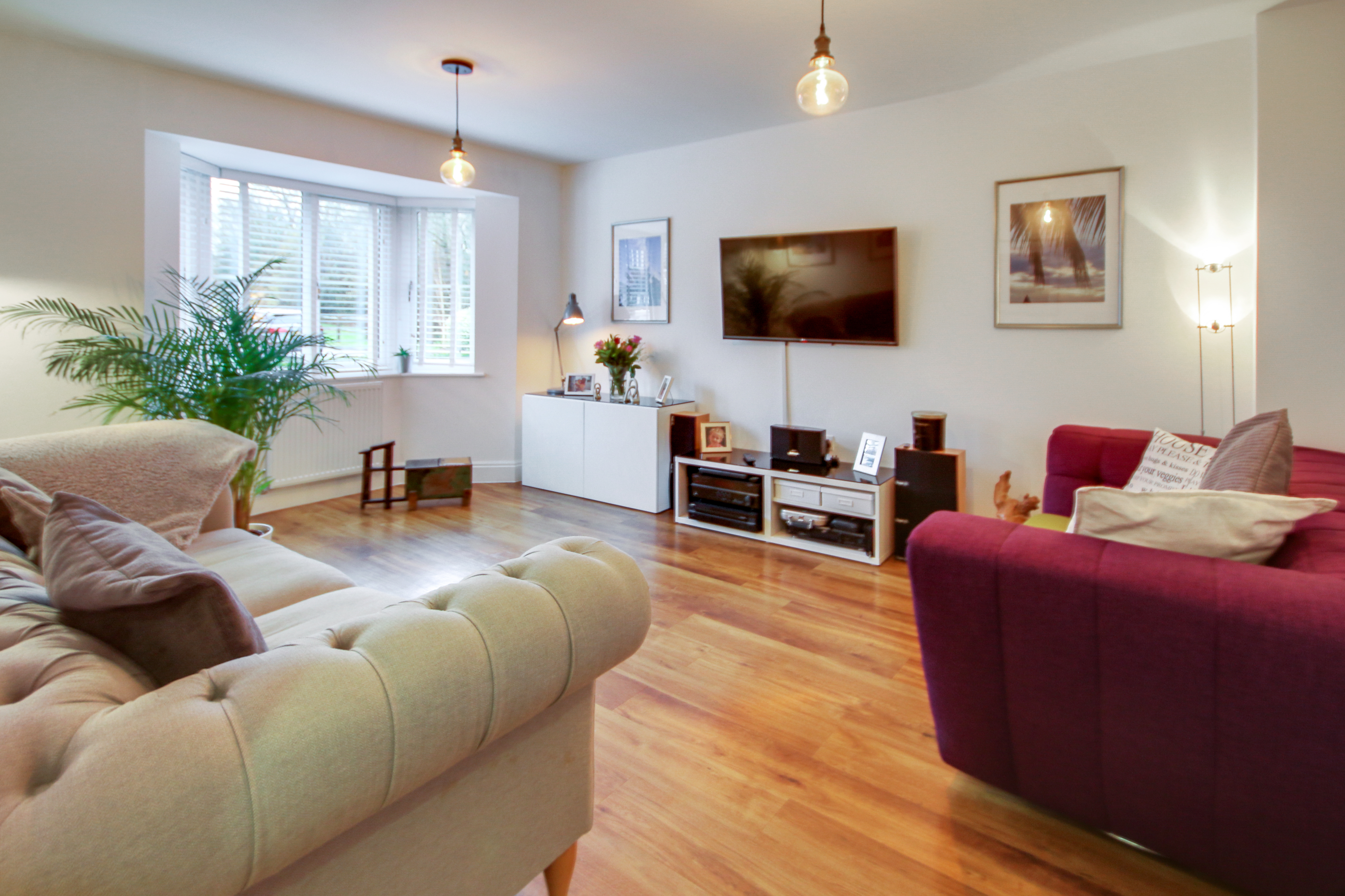 Wychwood Place, Crawley, West Sussex