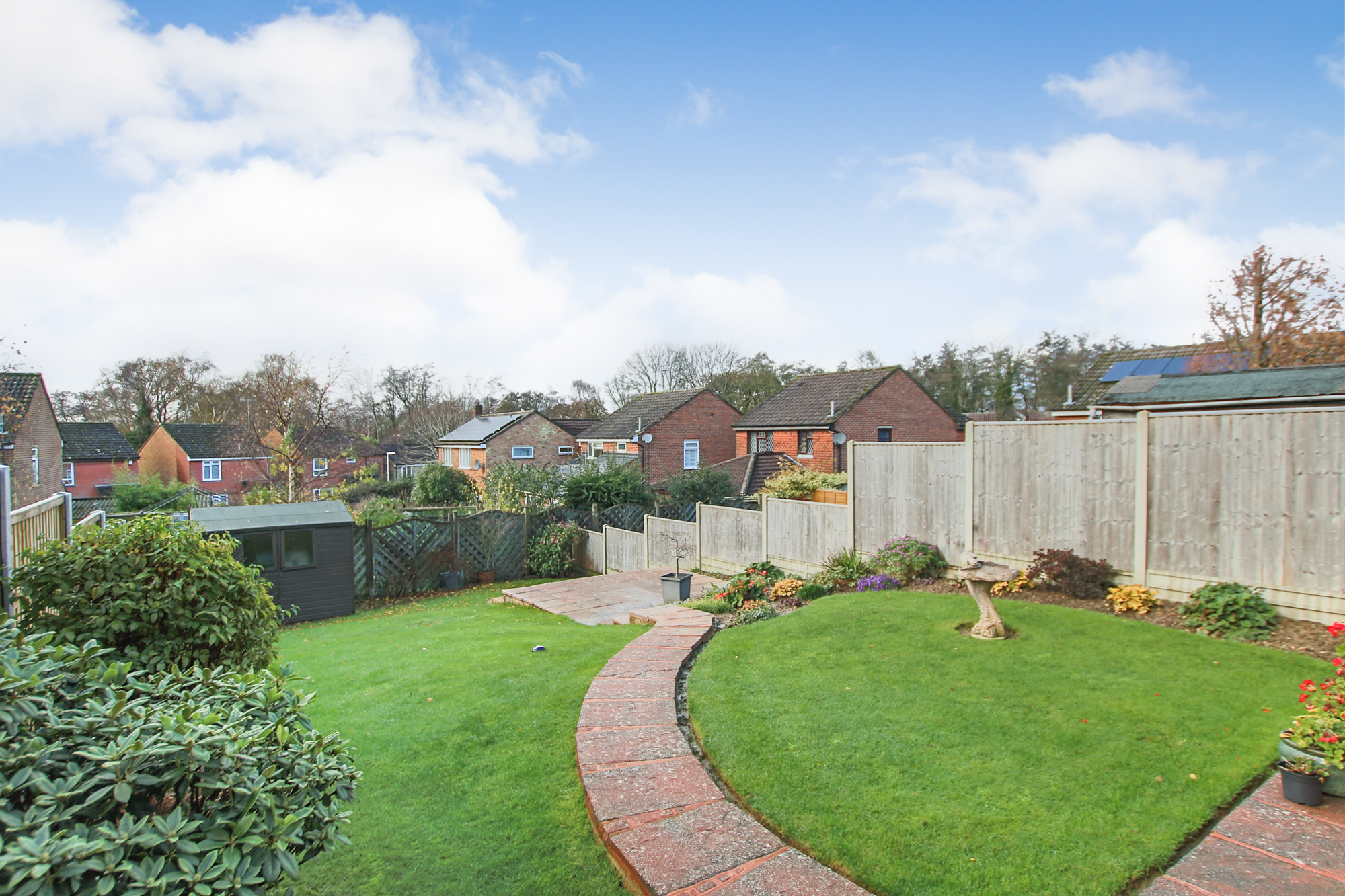 15 Kindersley Close, East Grinstead