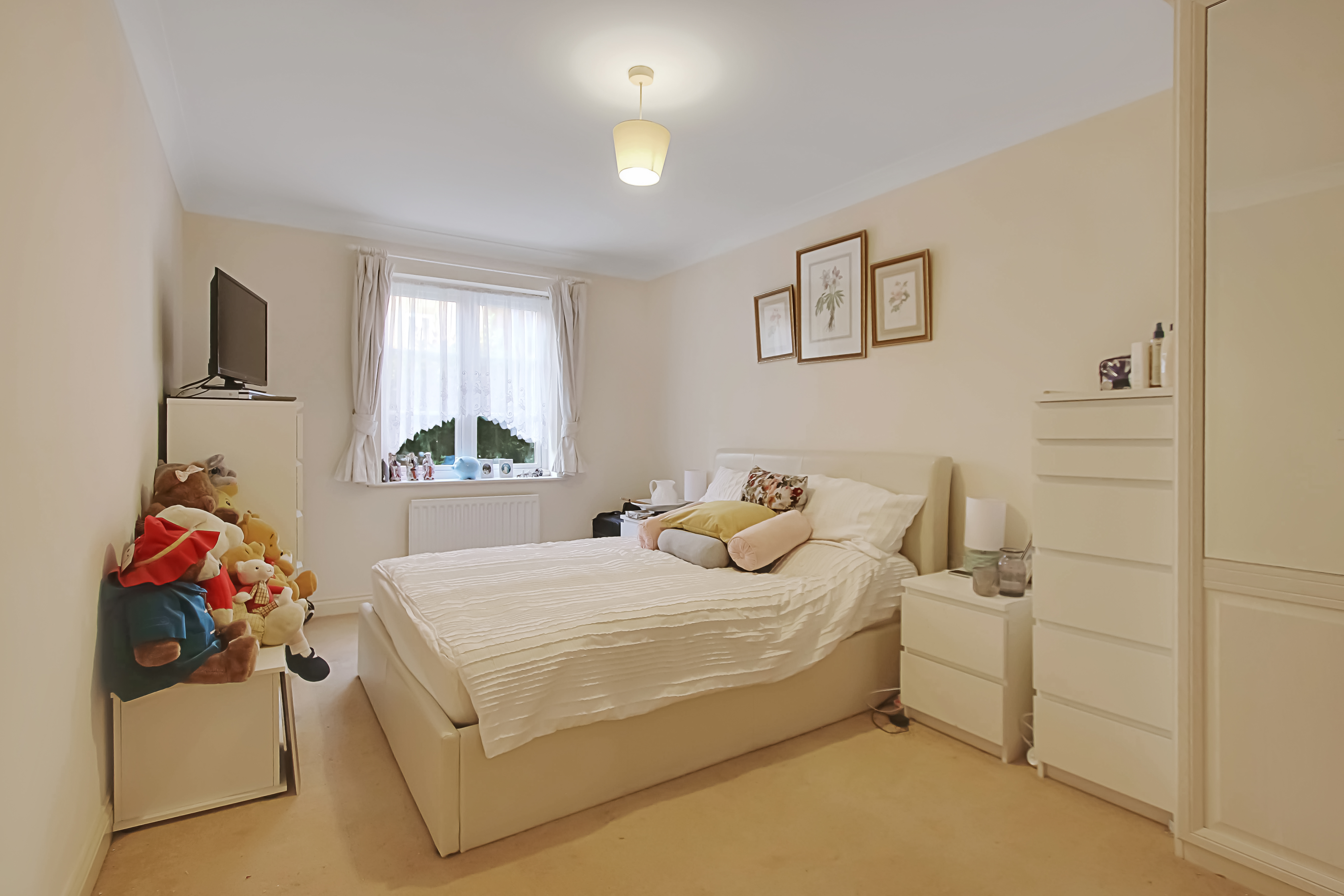 London Road, East Grinstead, West Sussex