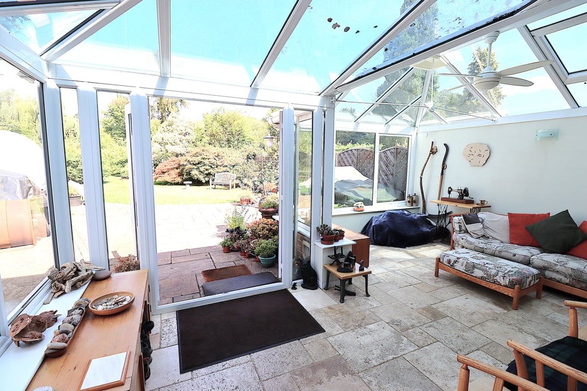 Southwood Road, Farnborough, GU14 0JQ