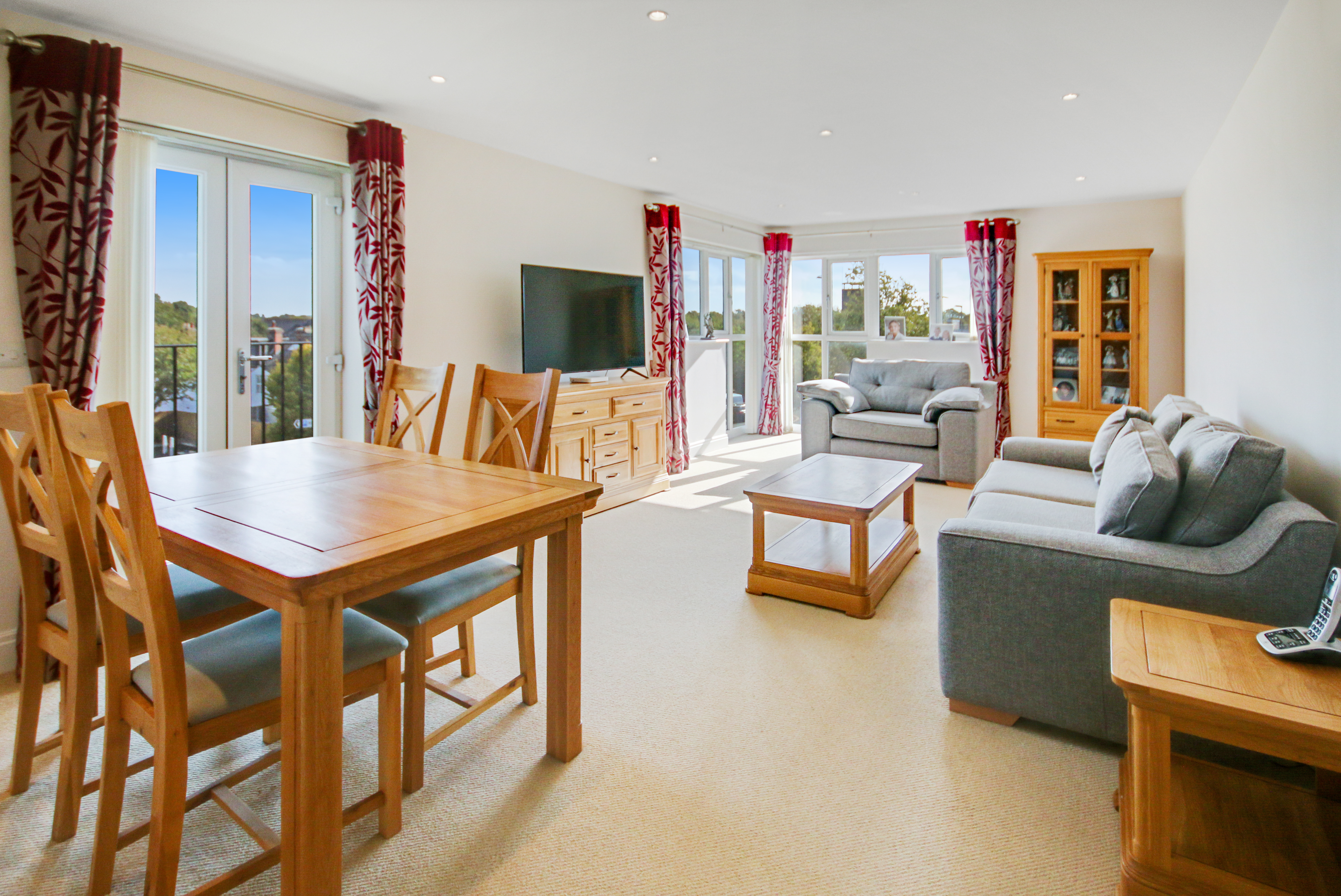 230-232 London Road, East Grinstead