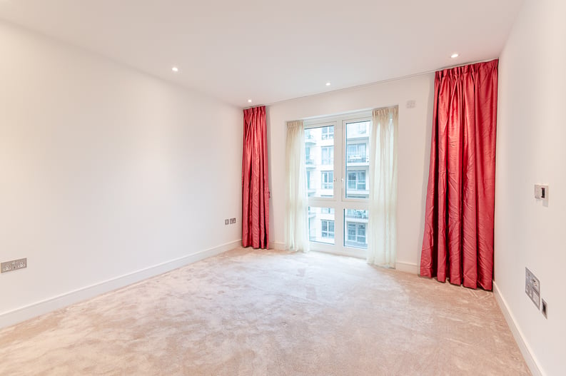 3 bedroom(s) apartment to sale in Tierney Lane, Hammersmith, London-image 3