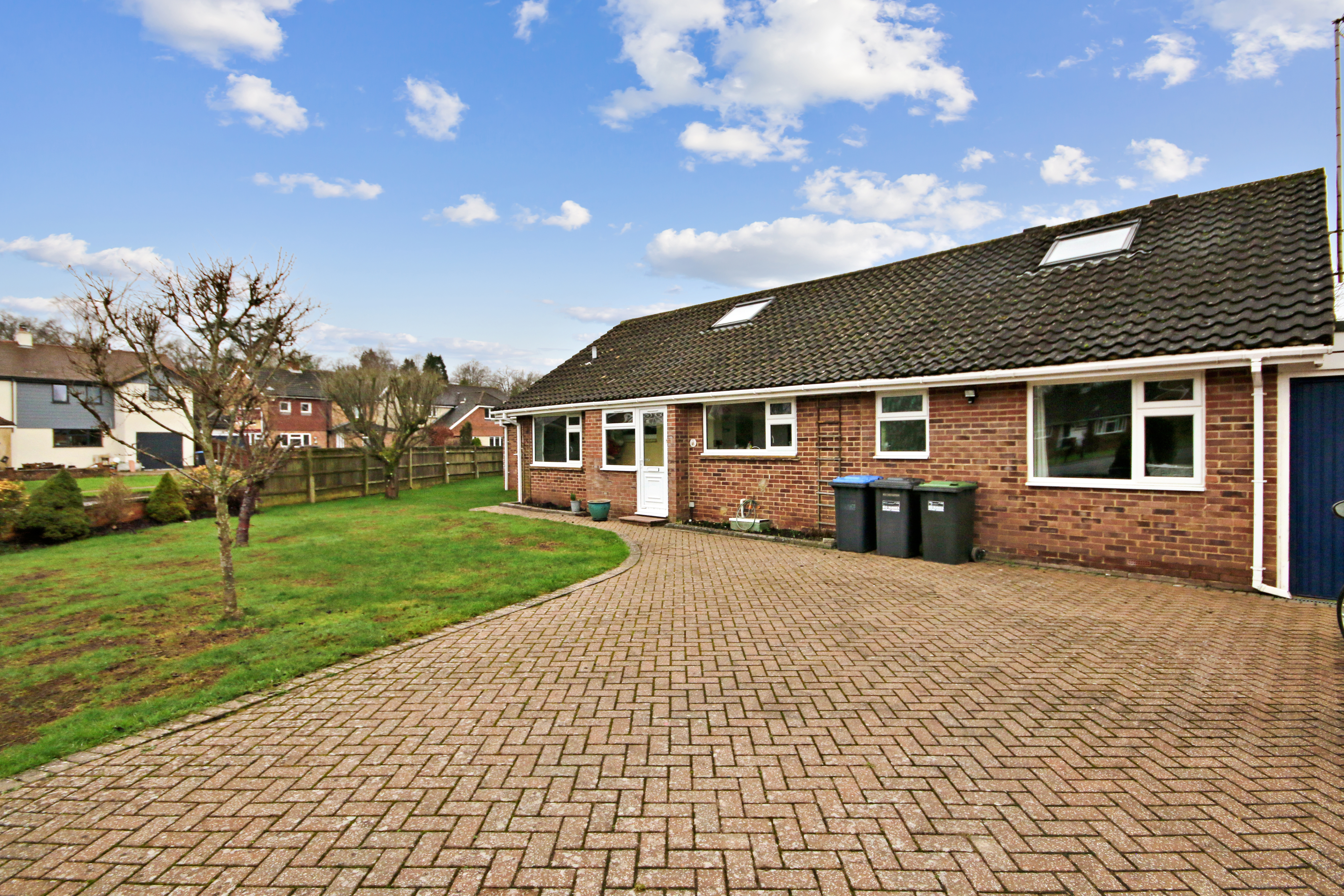 Woodlands Close, West Sussex